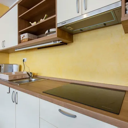 Apartma Luna Apartment *