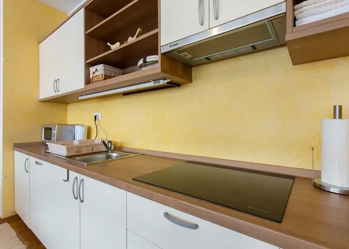 Apartma Luna Apartment *