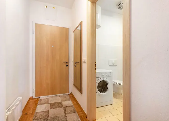 Apartma Luna Apartment *